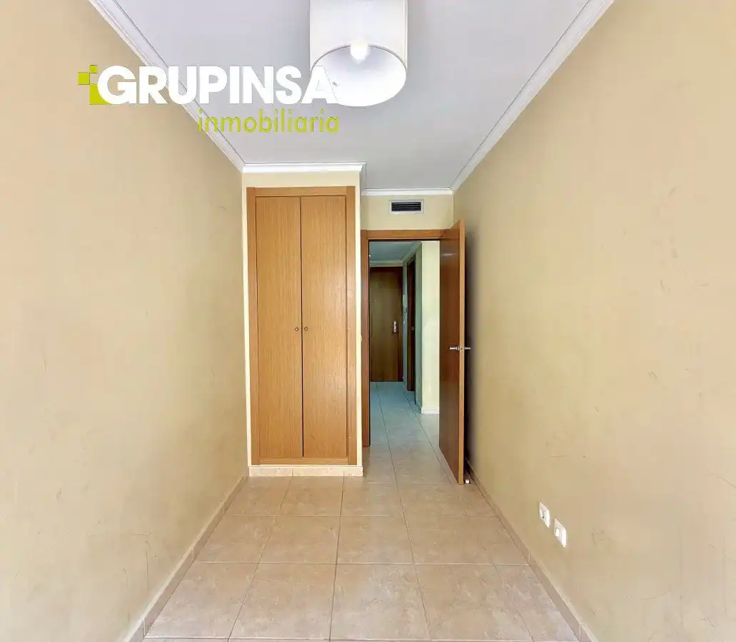 Bedroom of Flat for sale in Almazora / Almassora  with Air Conditioner and Balcony