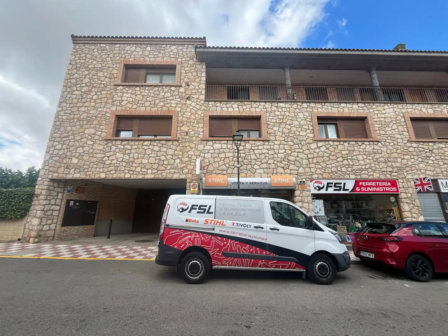 Vista exterior de Piso en venta en La Muela con Calefacción, Parquet y Trastero