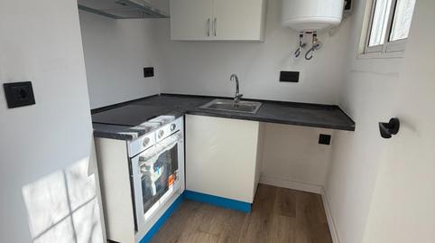 Foto 4 de Piso en venta en Carrer Carrer Teulada, El Besós i el Maresme,  Barcelona Capital