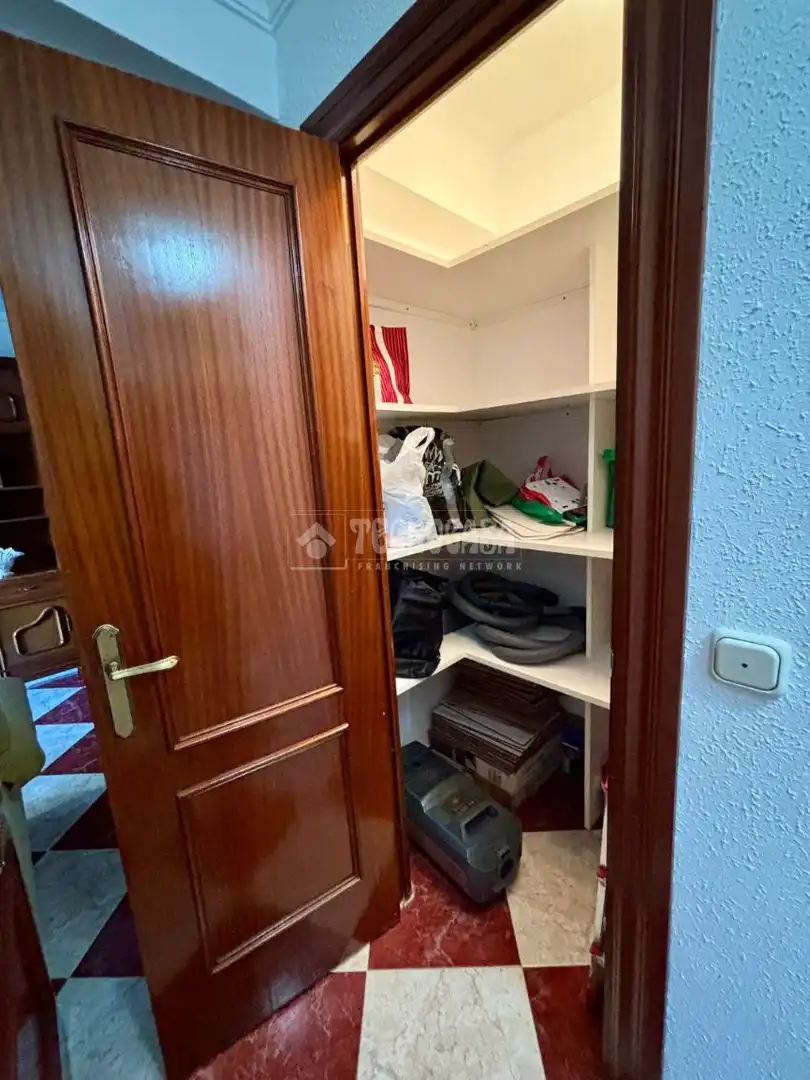Piso en venta en Málaga con Aire acondicionado, Balcón y Alarma