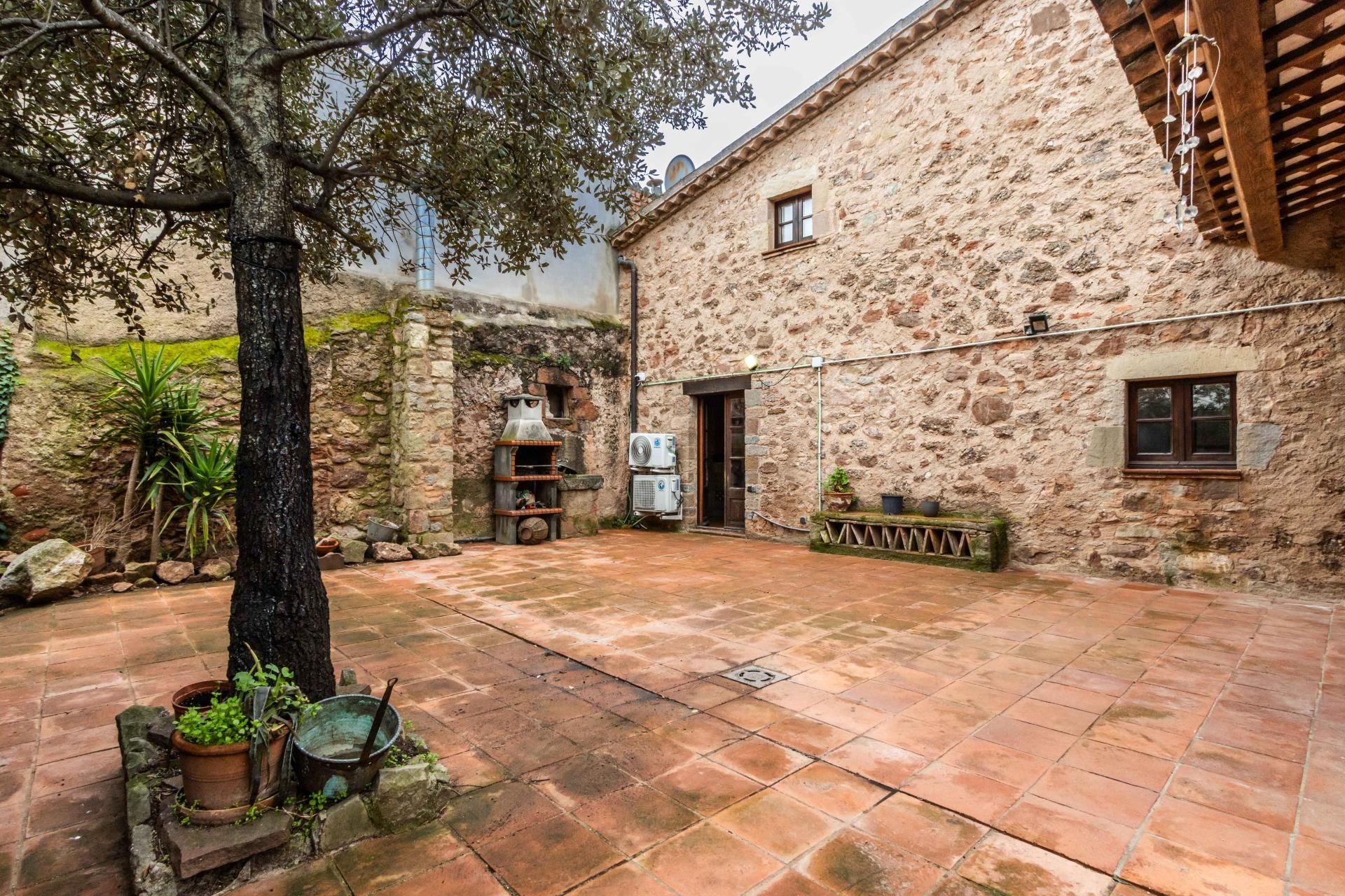 Garden of House or chalet for sale in Sant Llorenç Savall  with Private garden and Storage room