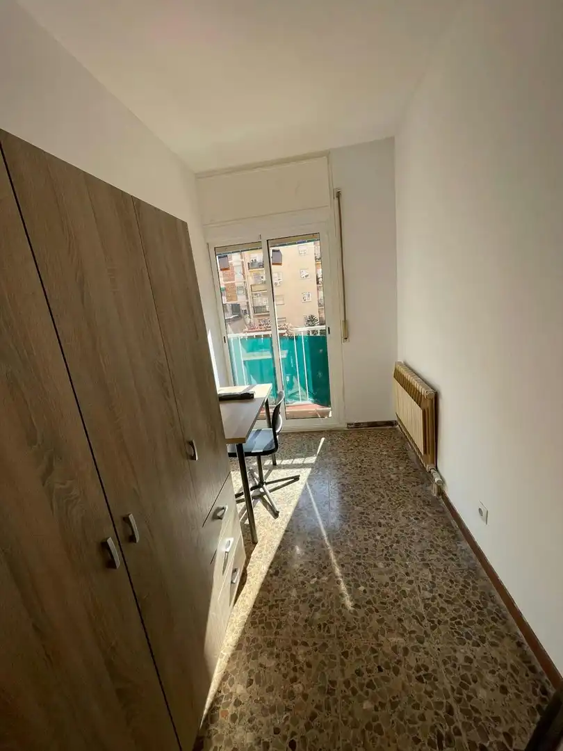 Balcony of Flat for share in Barcelona  with Washing machine