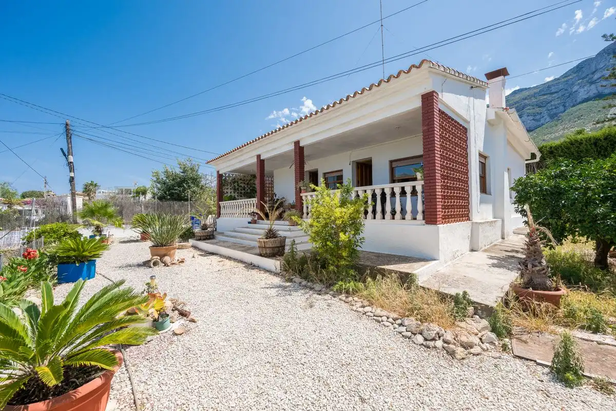 Exterior view of Houses for sale in Dénia  with Heating and Furnished