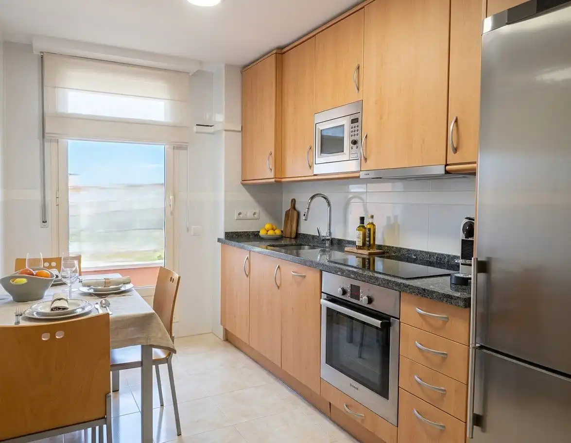 Cuina de Apartament en venda en Lardero amb Calefacció, Parquet i Traster