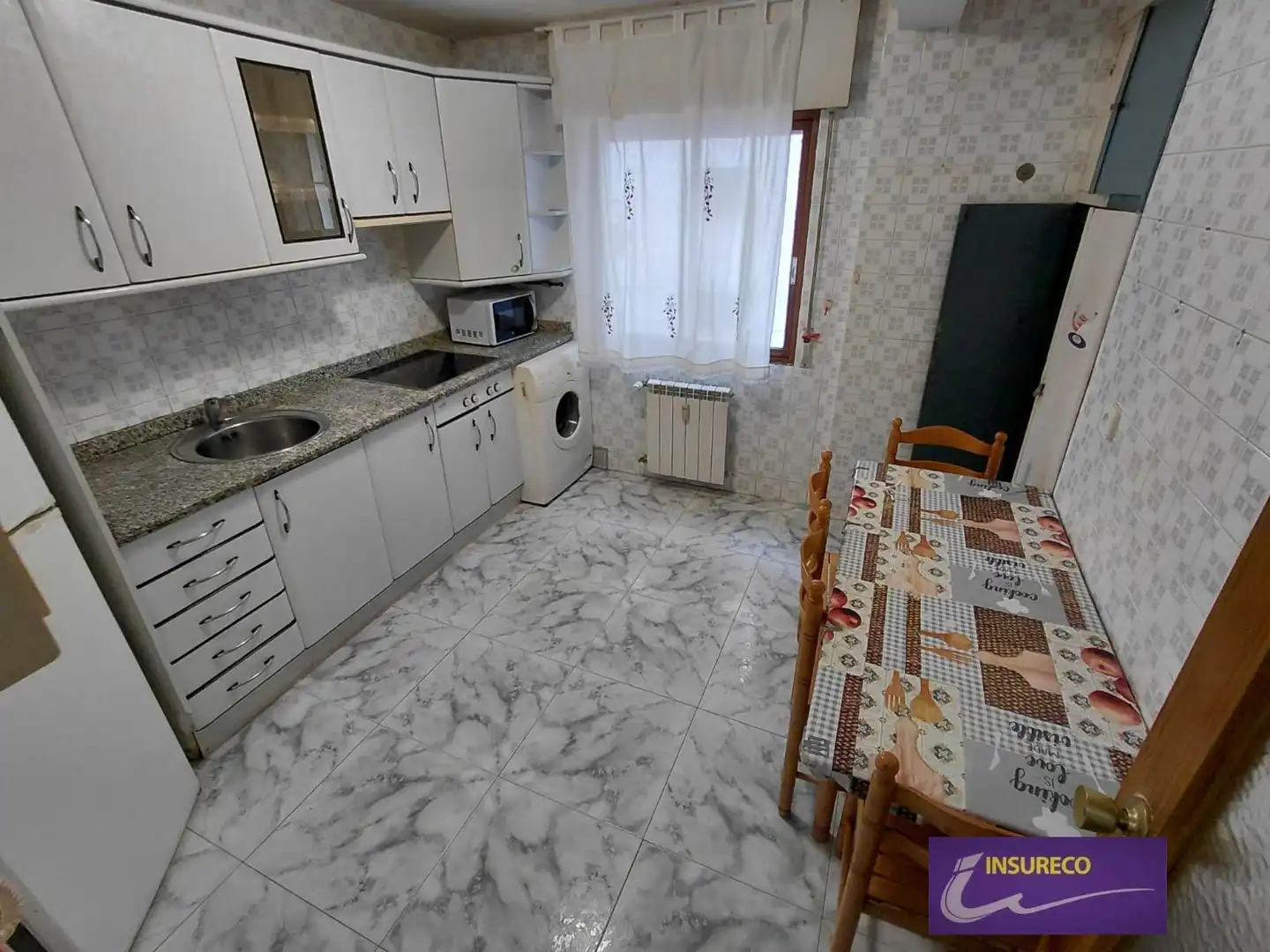 Cocina de Piso en venta en León Capital  con Calefacción y Terraza