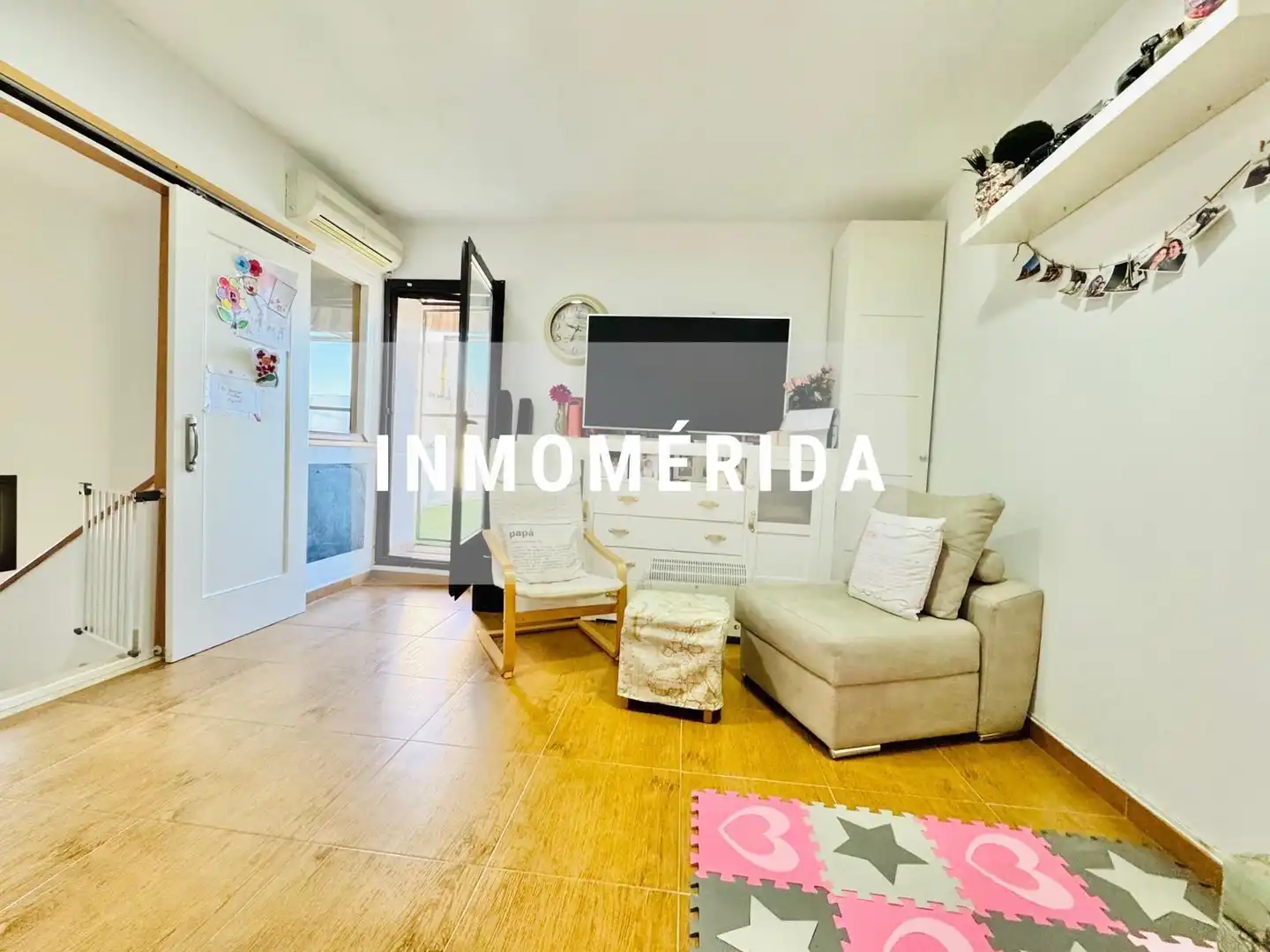 Habitación de Casa adosada en venta en Mérida con Aire acondicionado, Calefacción y Jardín privado