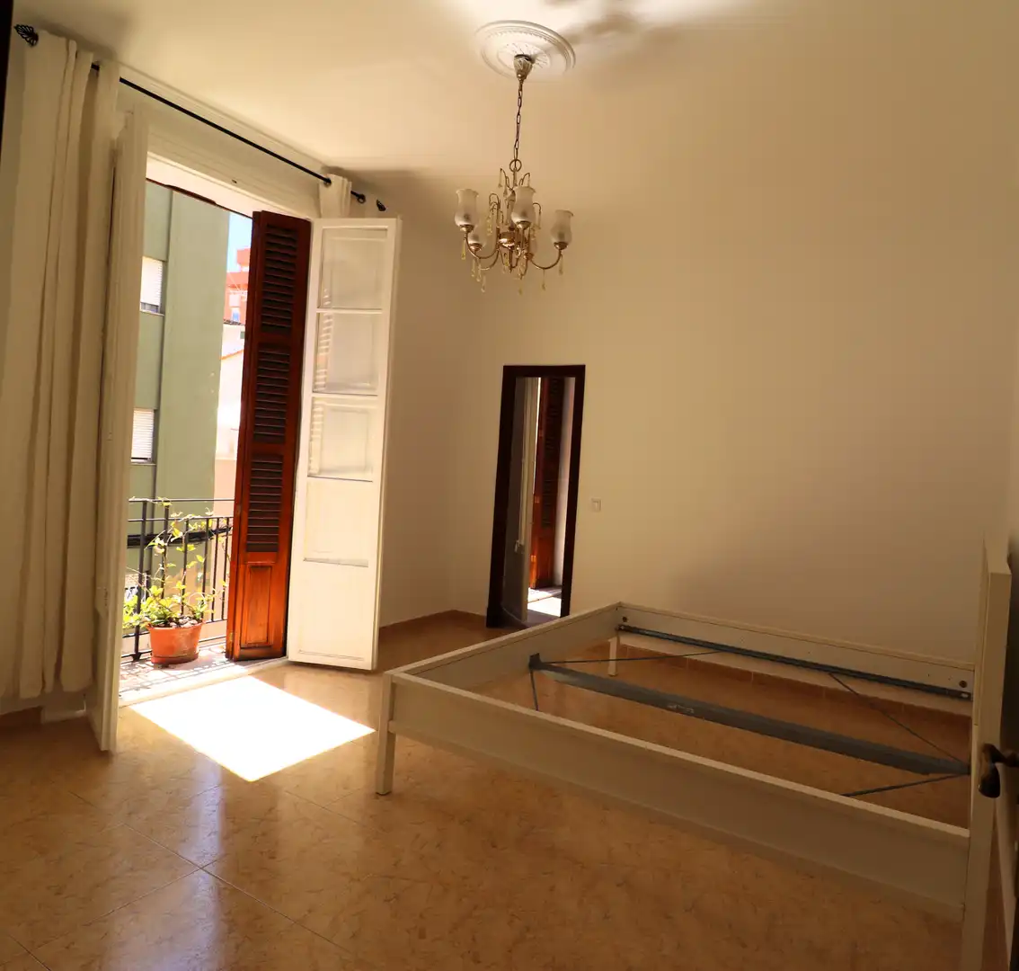 Schlafzimmer von Dachboden zum Verkauf in  Palma de Mallorca mit Klimaanlage, Terrasse und Ofen