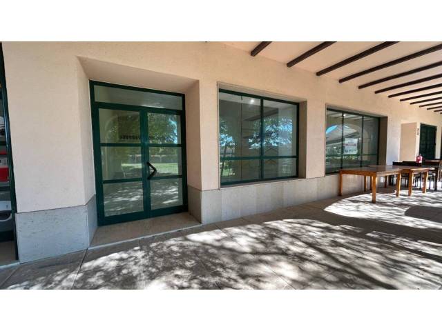 Local comercial en Alquiler en San Jorge / Sant Jordi