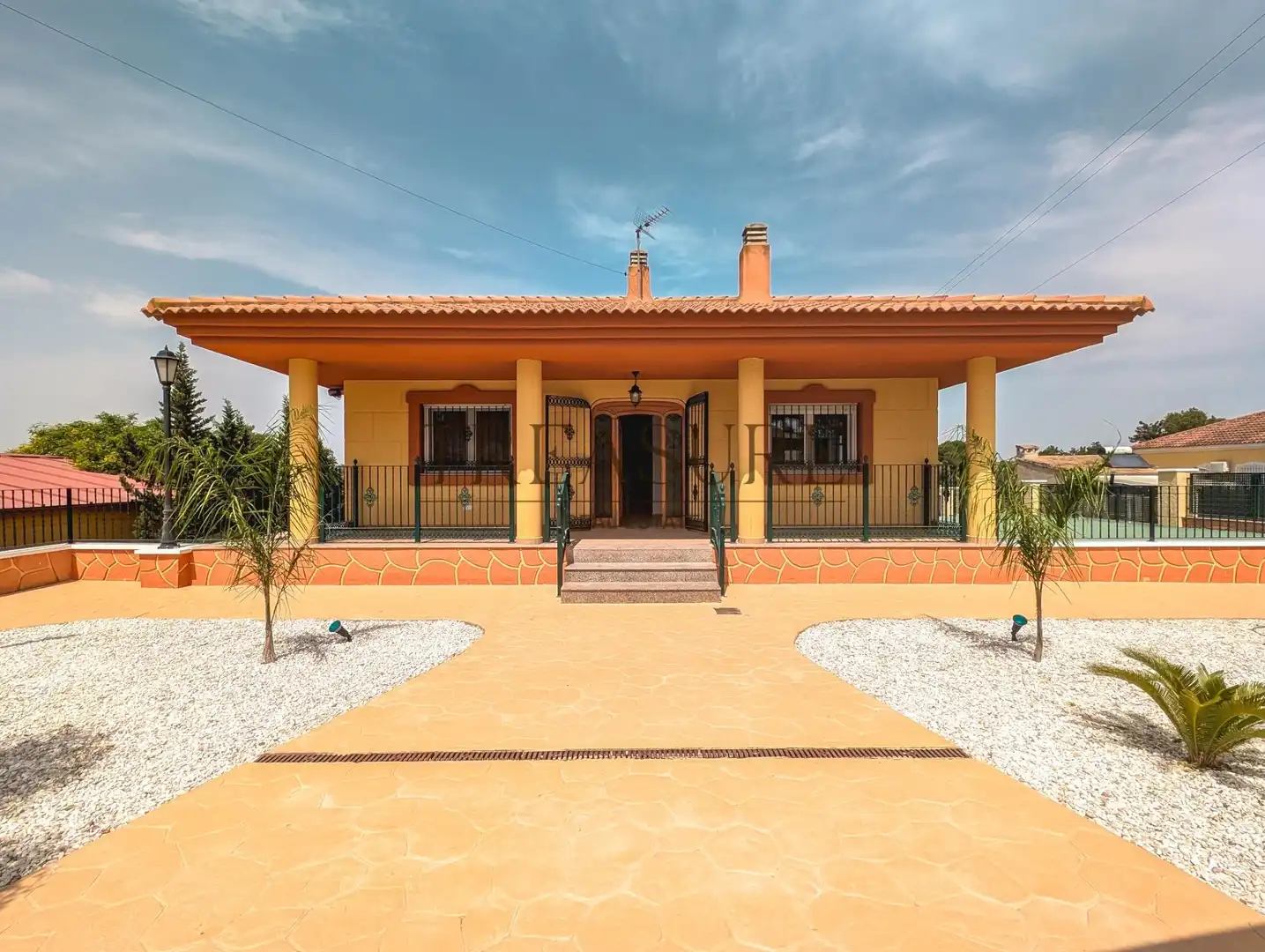 Vista exterior de Casa o chalet en venta en Molina de Segura con Trastero, Piscina y Amueblado
