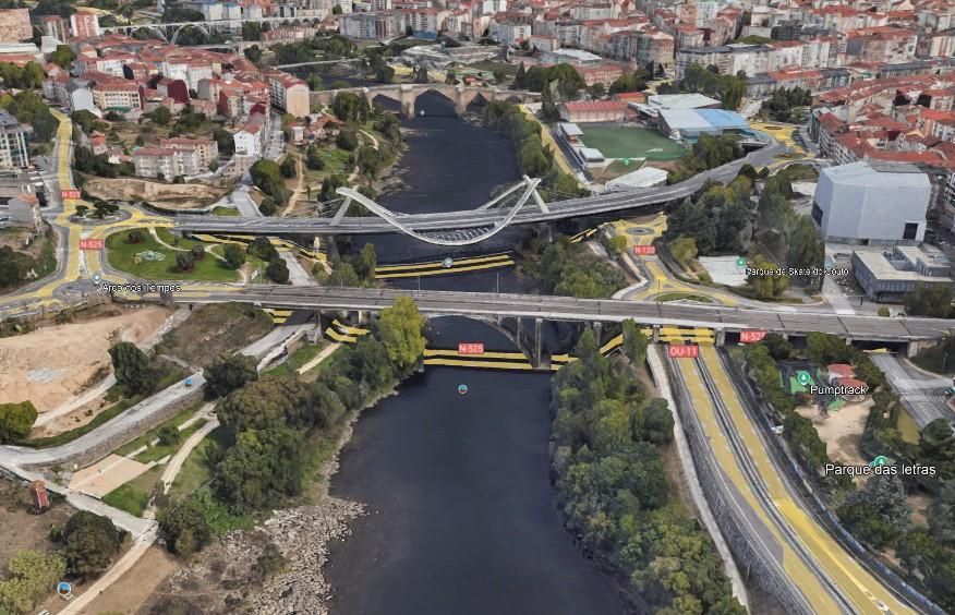 Pis en venda en Ourense Capital  amb Calefacció, Parquet i Moblat