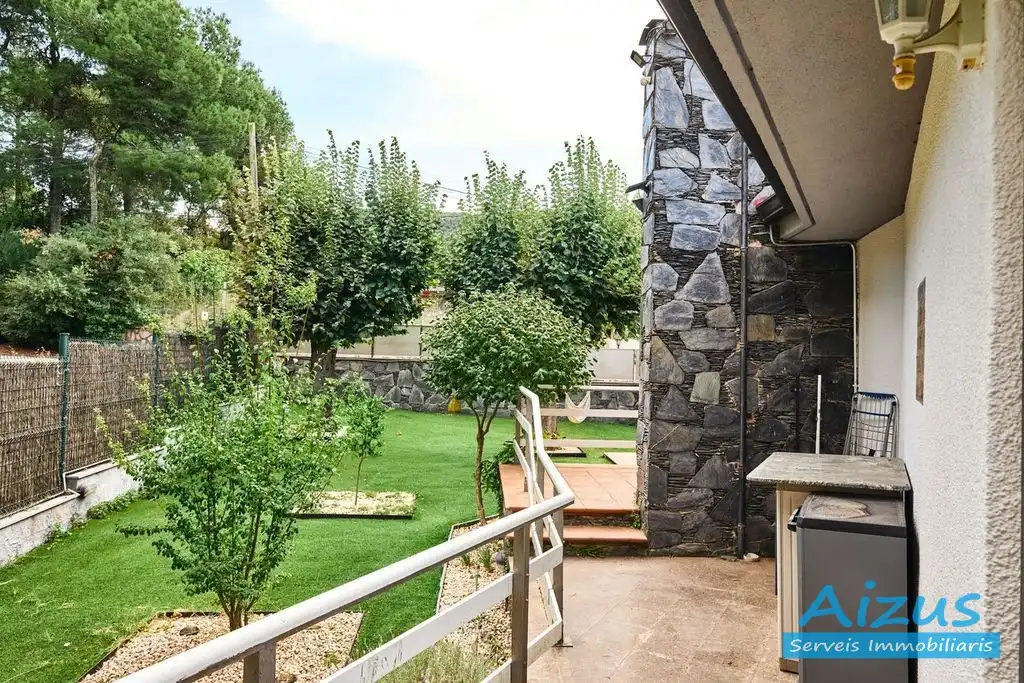 Terraza de Casa o chalet en venta en Seva con Aire acondicionado, Calefacción y Jardín privado