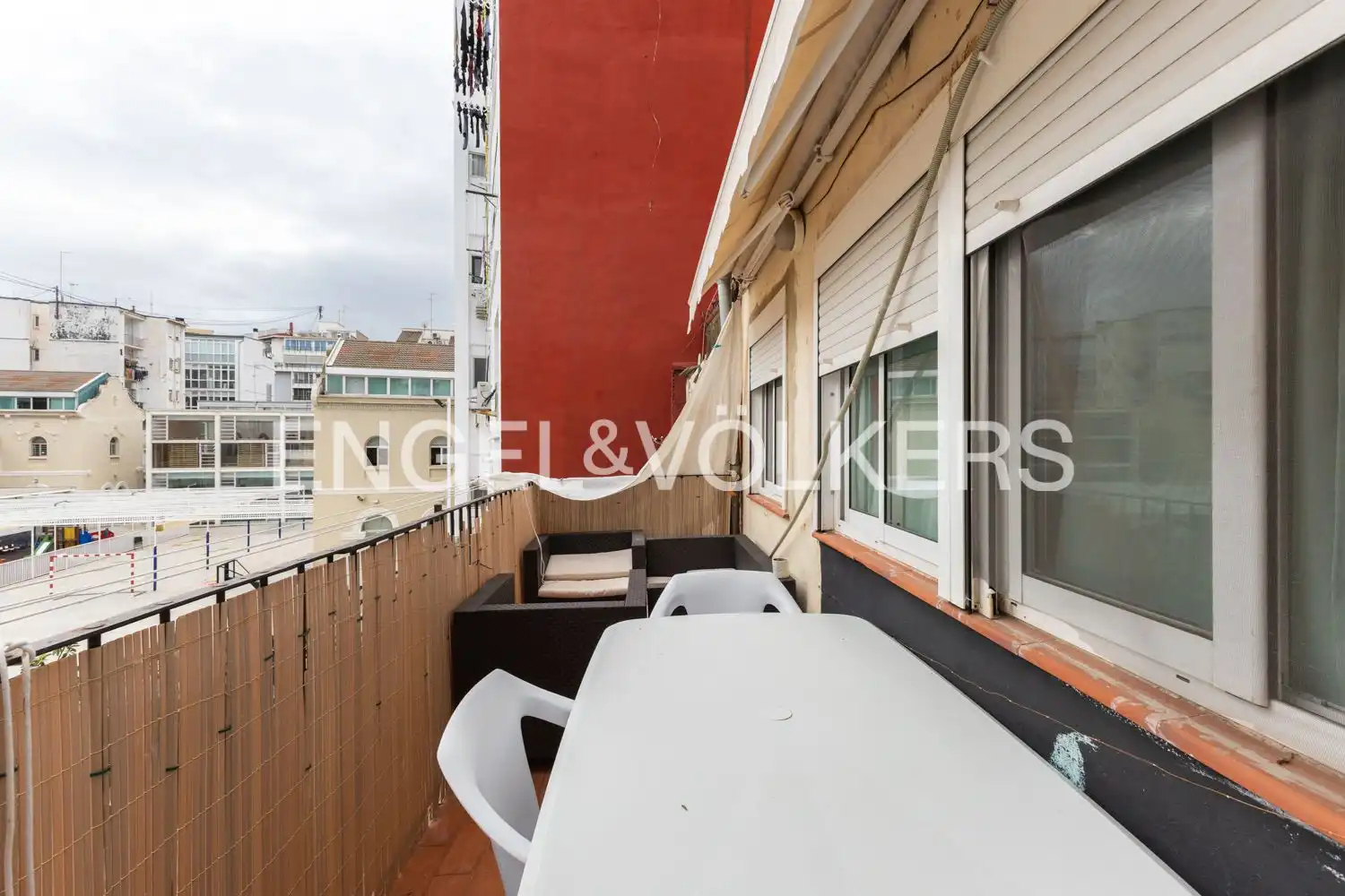 Balcony of Houses for sale in Valencia  with Heating