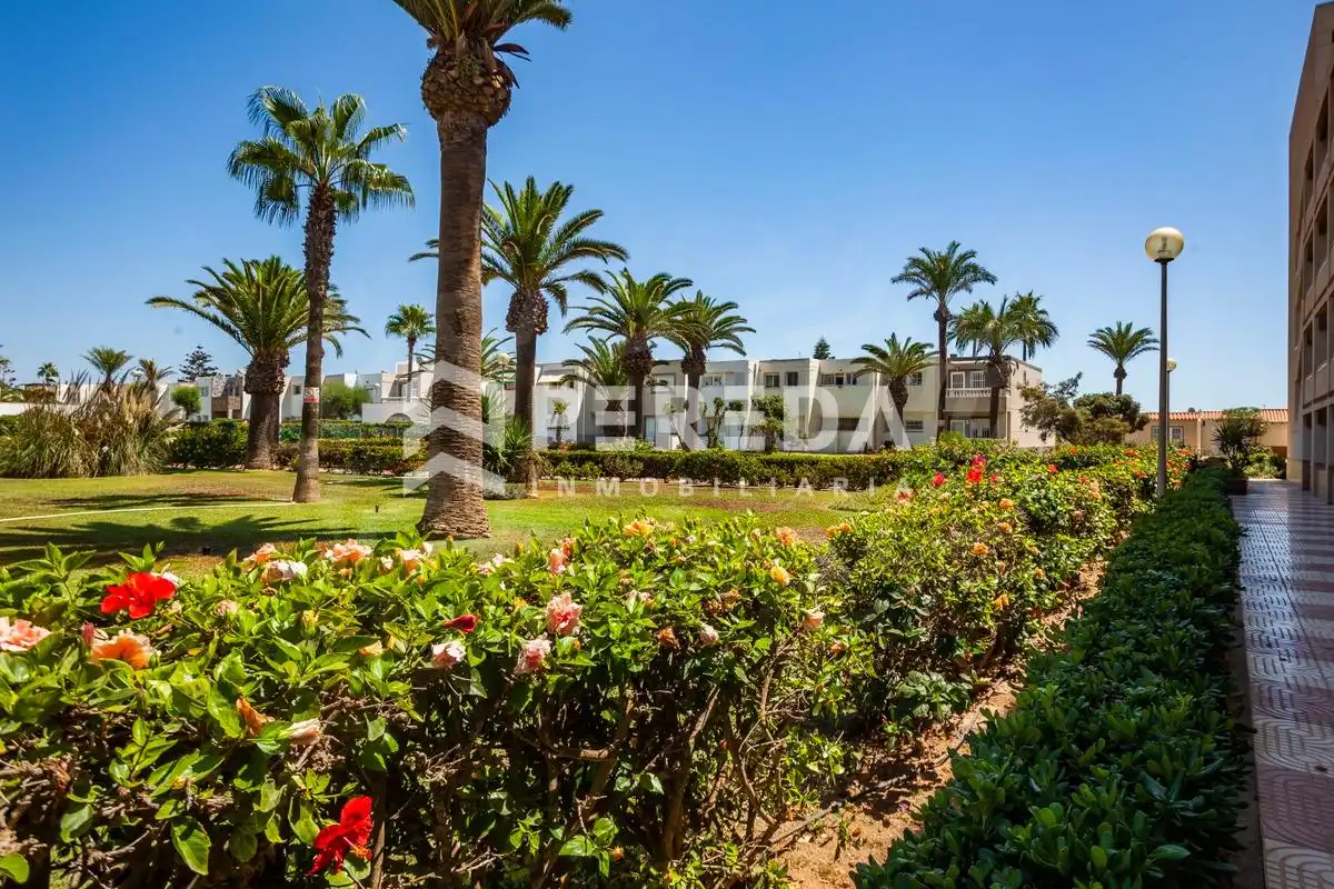 Jardí de Estudi en venda en Roquetas de Mar amb Jardí privat i Piscina comunitària