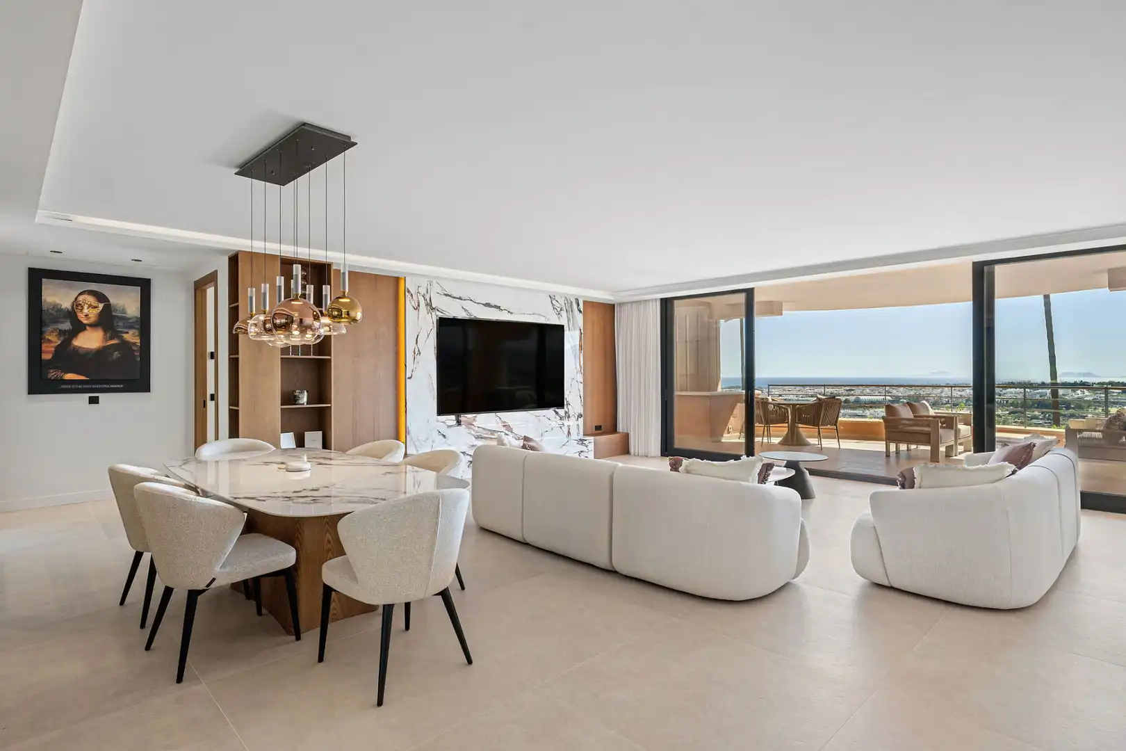 Sala d'estar de Apartament en venda en Marbella amb Aire condicionat, Terrassa i Piscina