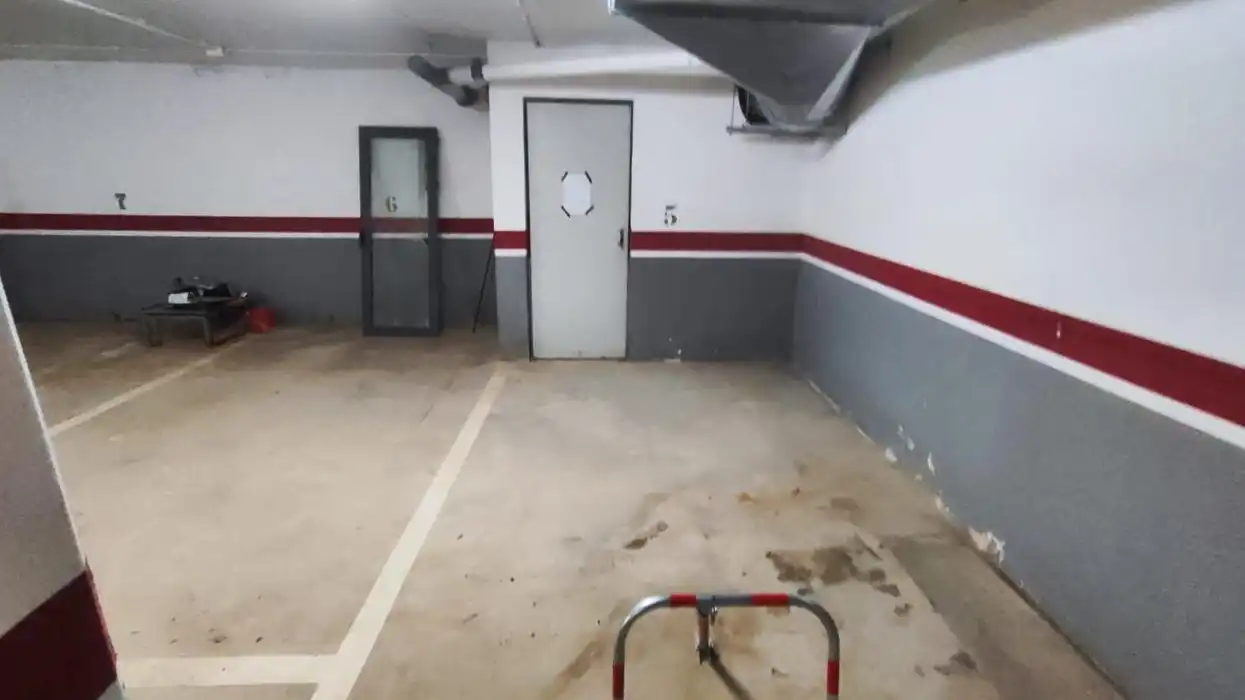 Einzelparkplatz zum Verkauf in Oviedo, imagen 6