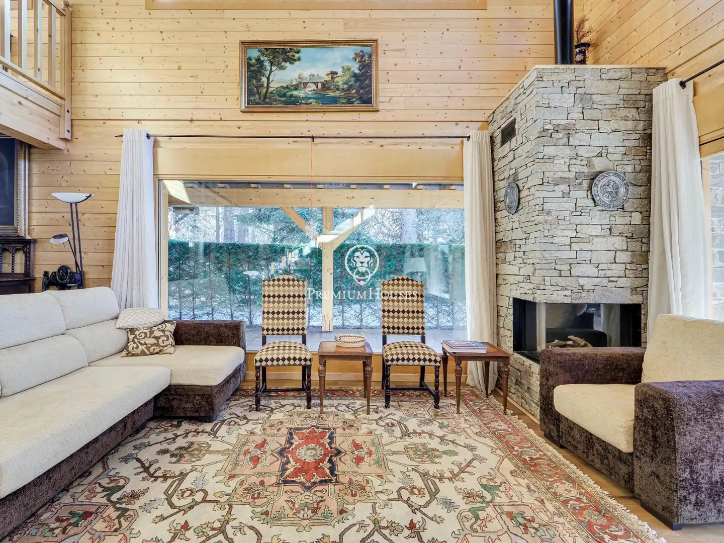 Sala d'estar de Casa o xalet en venda en Alp amb Calefacció, Jardí privat i Parquet