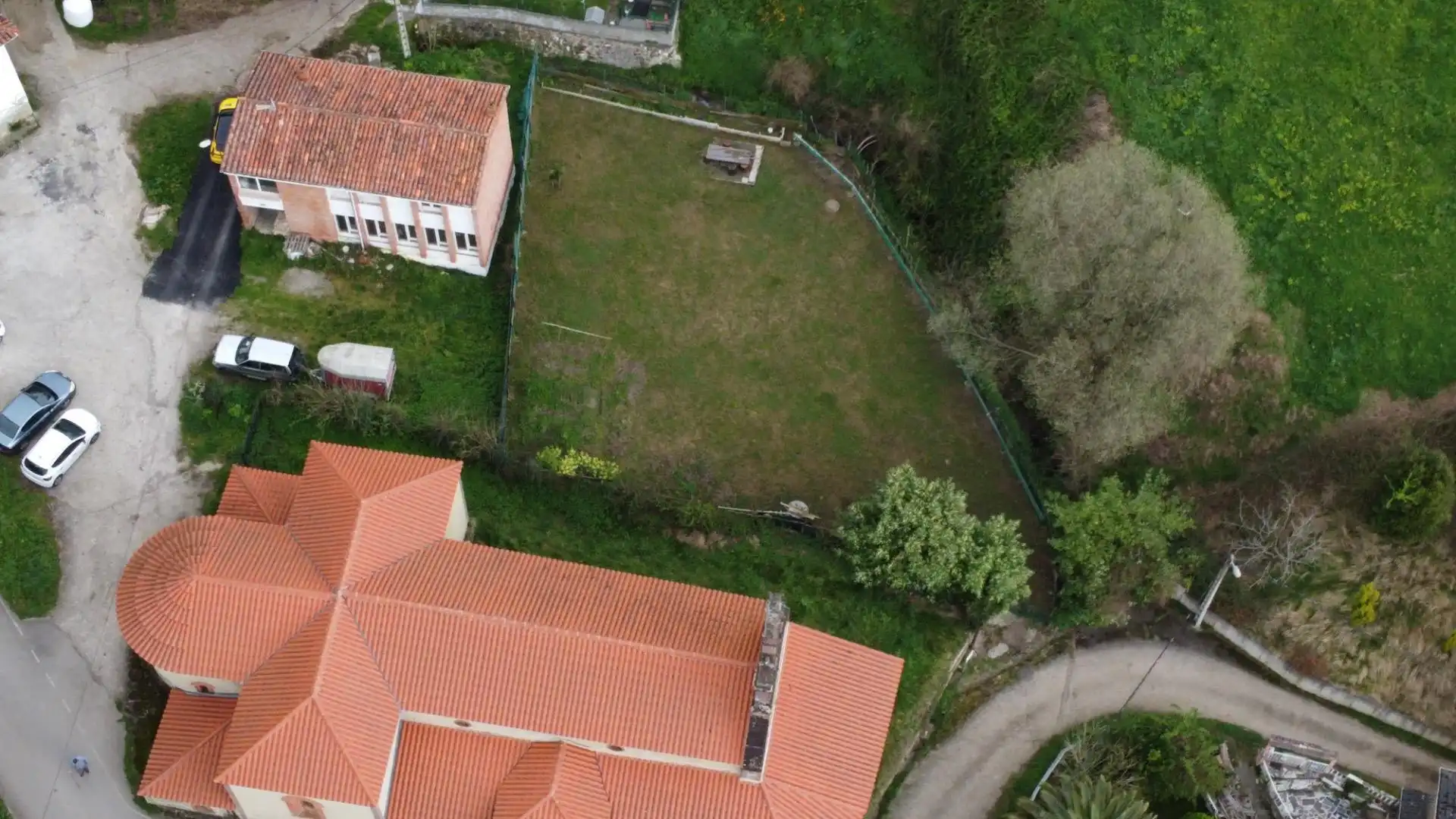 Finca rústica en venda en Lena amb Jardí privat, Traster i Balcó