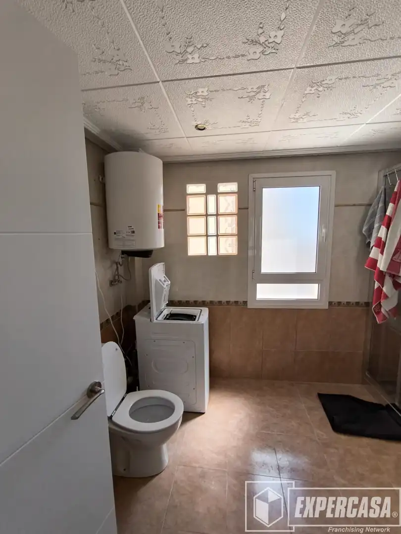 Baño de Apartamento en venta en Alginet con Aire acondicionado, Calefacción y Parquet