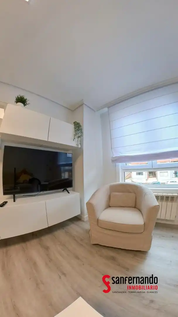 Wohnzimmer von Wohnung zur Miete in Santander mit Heizung und Möbliert