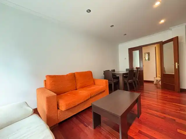 Sala de estar de Piso de alquiler en Cartes con Calefacción, Amueblado y Lavadora