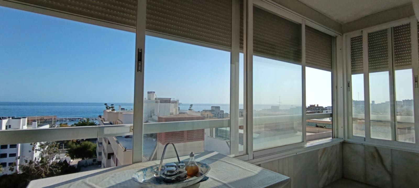 Bedroom of Flat for sale in Marbella  with Terrace, Furnished and Community pool