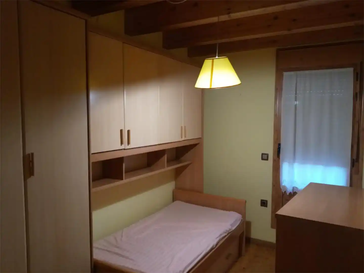 Habitación de Casa adosada en venta en Almudévar con Parquet, Amueblado y Internet