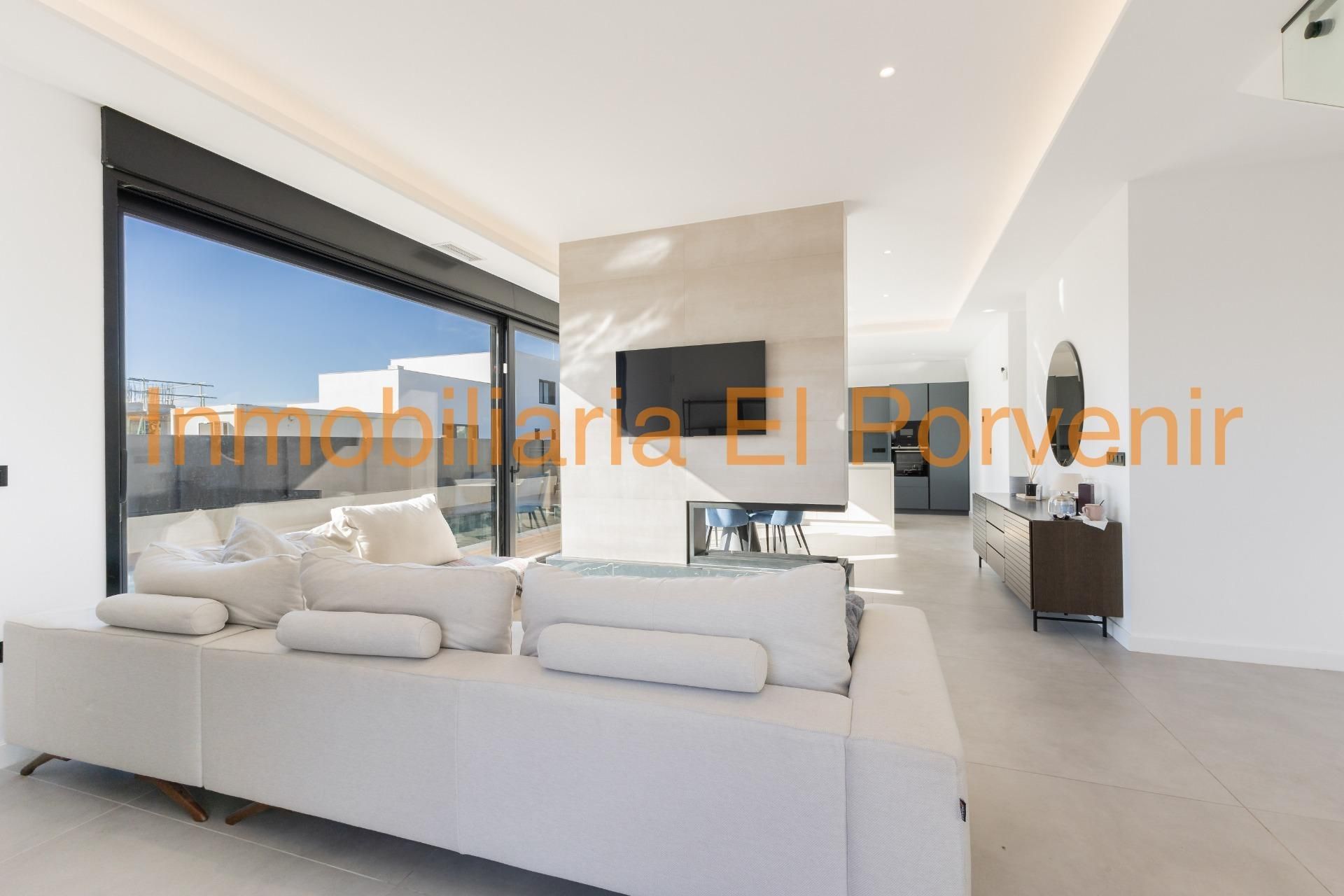 Sala de estar de Casa o chalet en venta en Torrent con Aire acondicionado, Jardín privado y Piscina