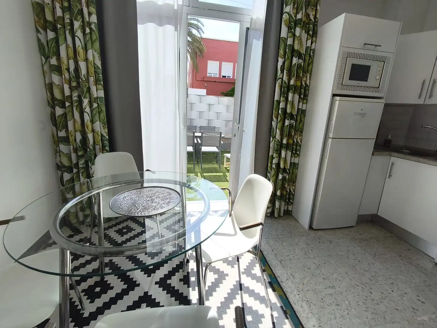 Wohnung zur Miete in Calle Puccini, Ciudad Jardín