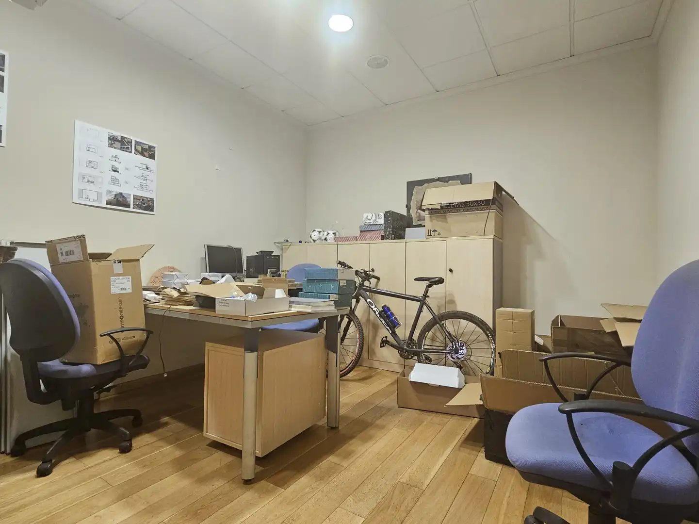 Geschaftsraum zur Miete in Borriol - AV ZARAGOZA, Borriol
