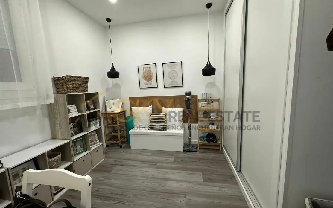 Flat for sale in Madrid  with Air Conditioner and Heating