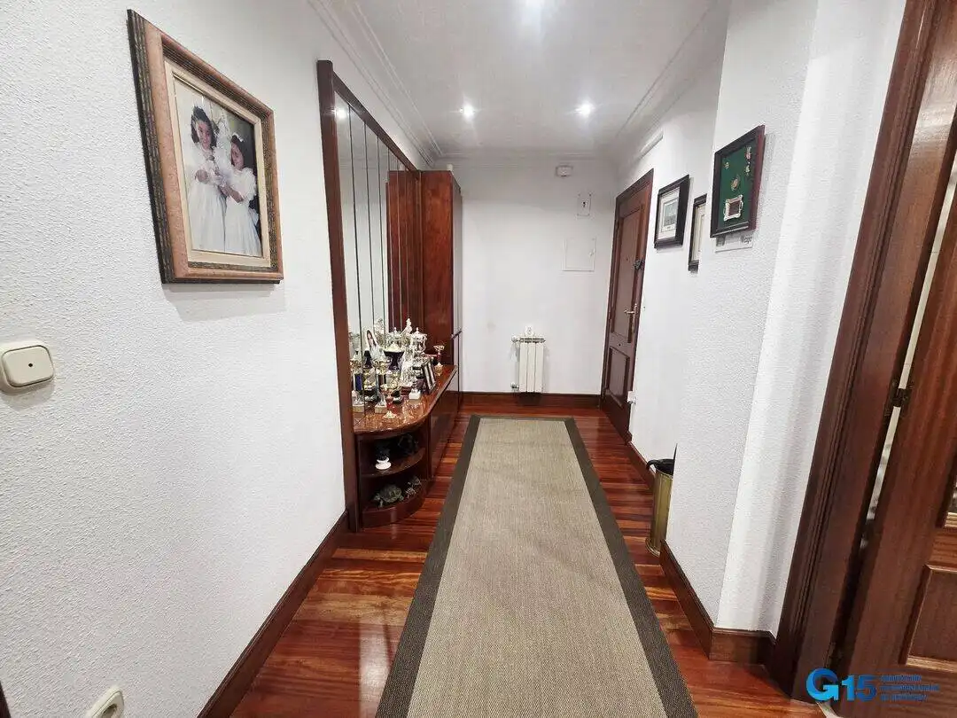 Piso en venta en Errenteria con Calefacción, Terraza y Amueblado