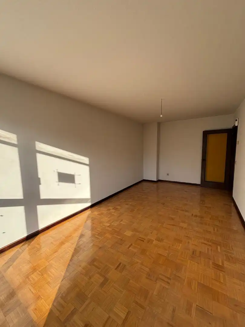 Wohnung mit Terrasse zum Verkauf in Calle José María Martínez Cachero, imagen 3
