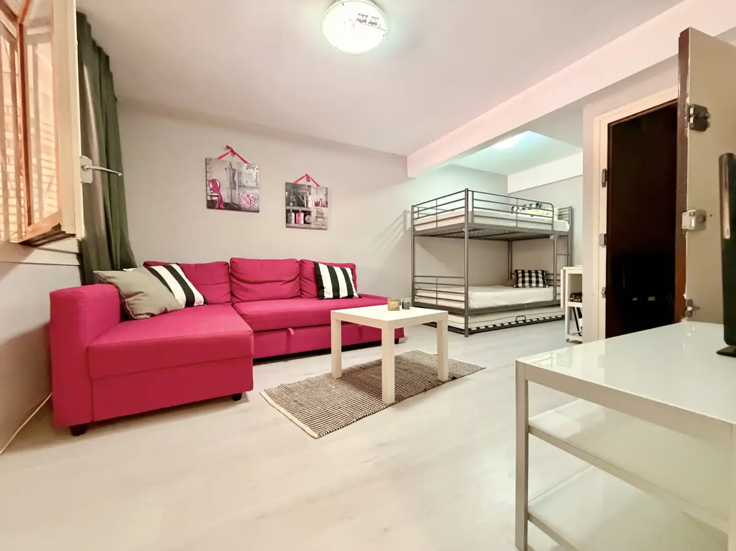 Sala de estar de Piso en venta en Calafell con Parquet