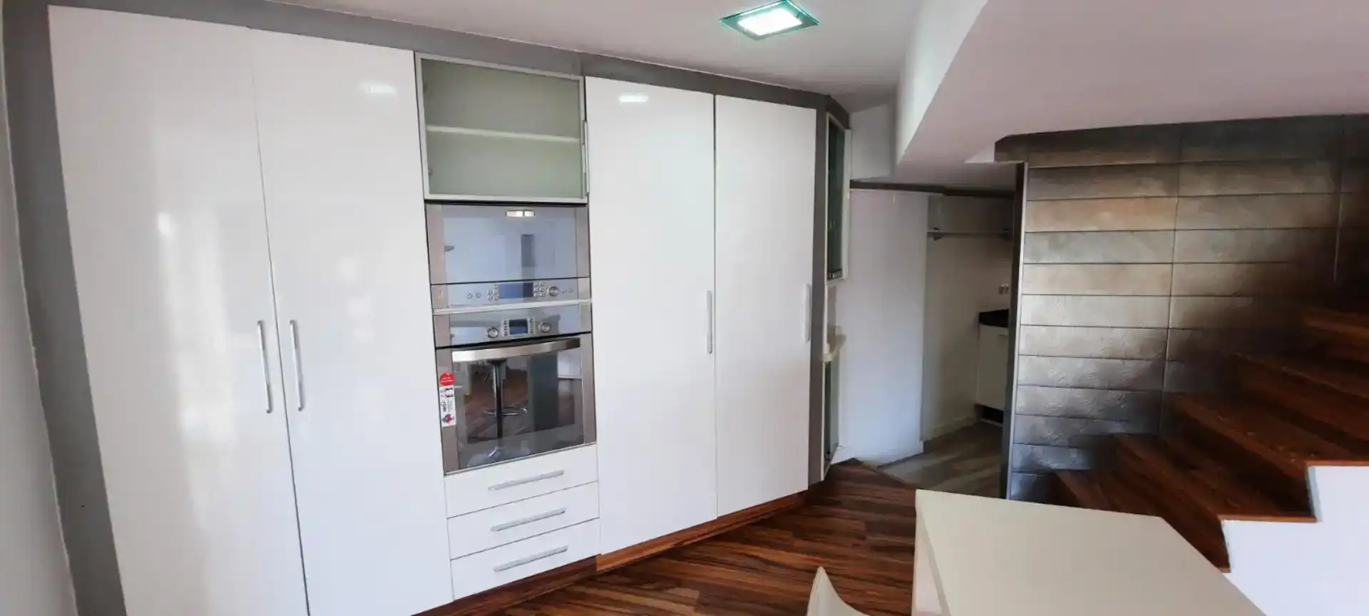 Küche von Dachboden zur Miete in Valencia mit Privatgarten, Parkett und Abstellraum