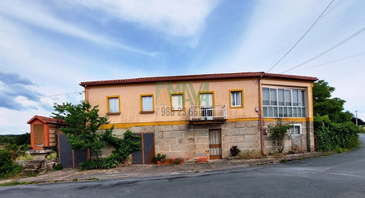 Vista exterior de Casa o chalet en venta en O Pereiro de Aguiar  con Jardín privado y Terraza