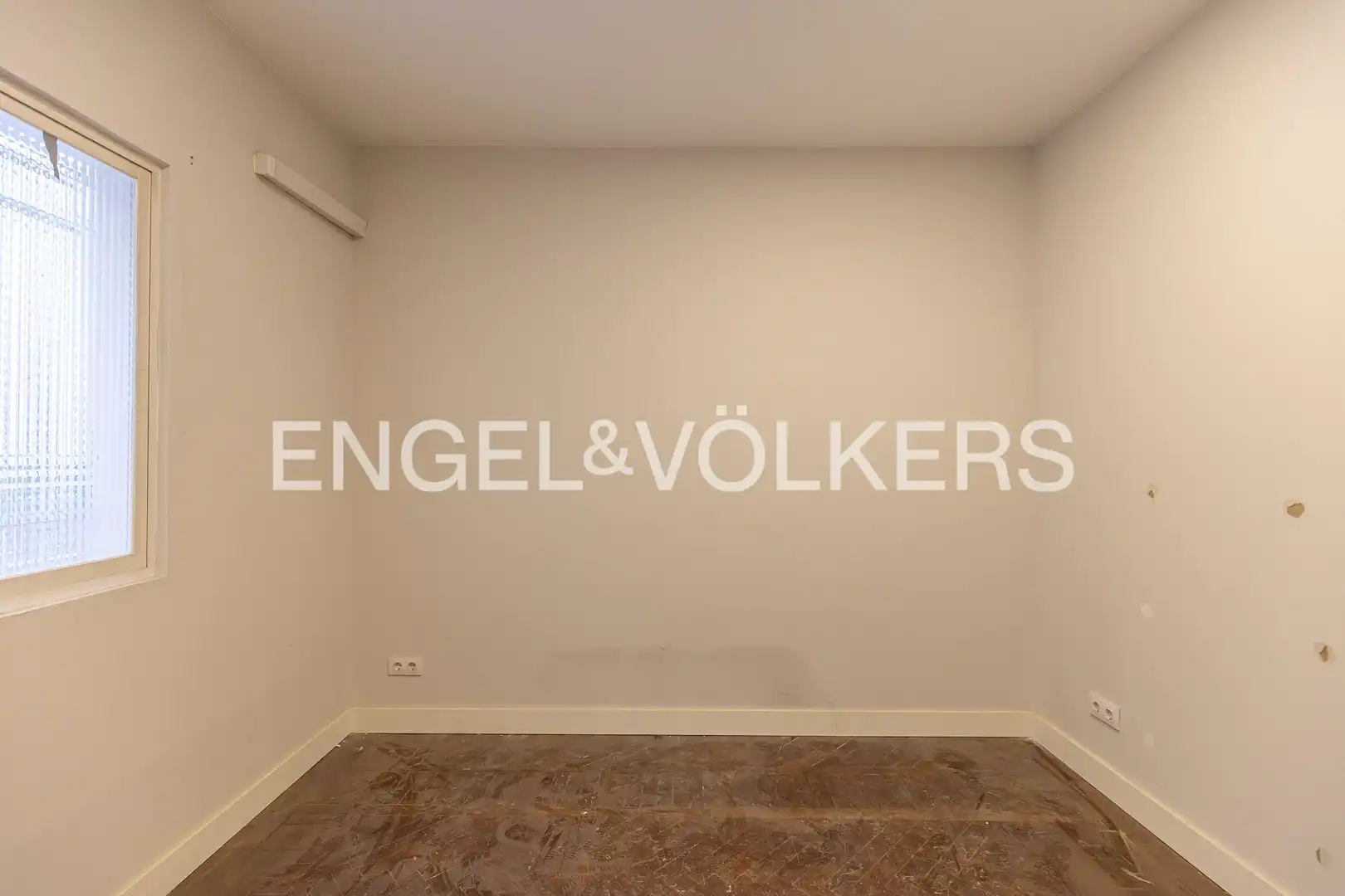 Flat for sale in Madrid  with Heating