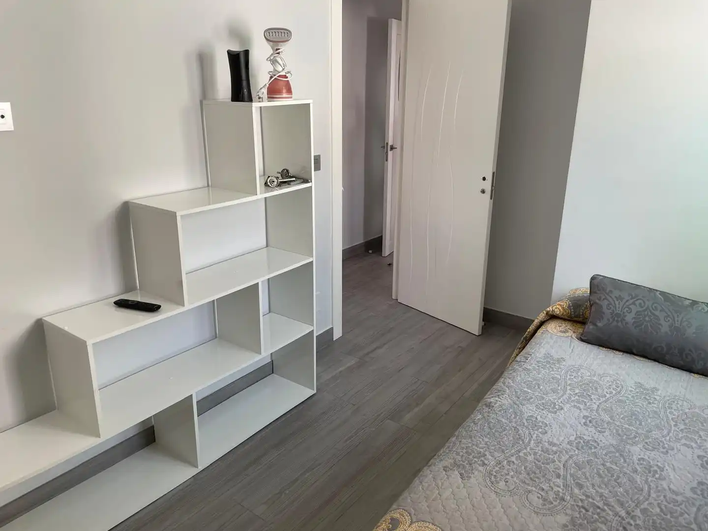 Bedroom of Flat for rent in Málaga  with Air Conditioner, Furnished and Washing machine