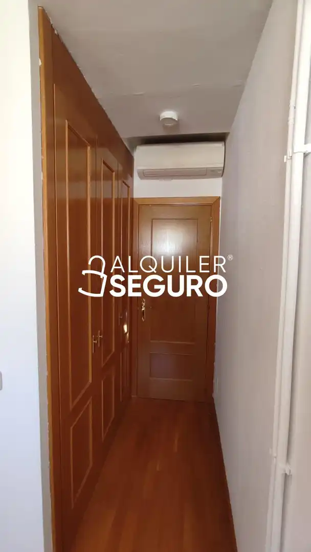 Wohnung zur Miete in Fuente El Saz de Jarama mit Klimaanlage und Heizung