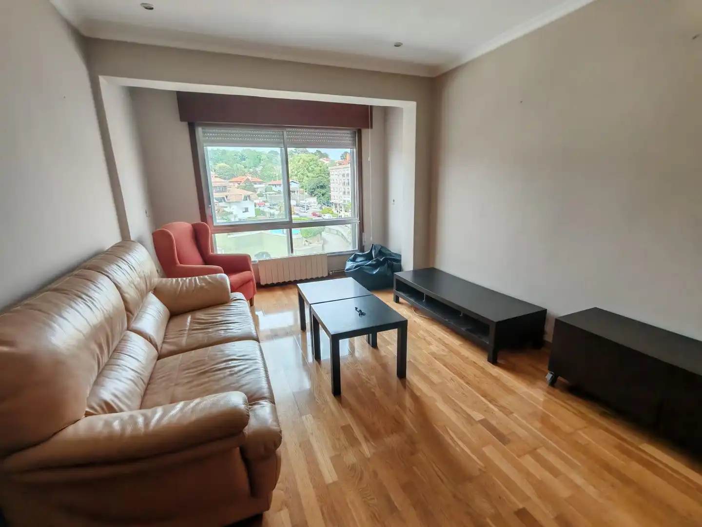 Living room of Flat for rent in Vigo   with Heating