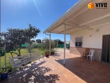 Maison rustique avec piscine à vendre à La Puebla del Río