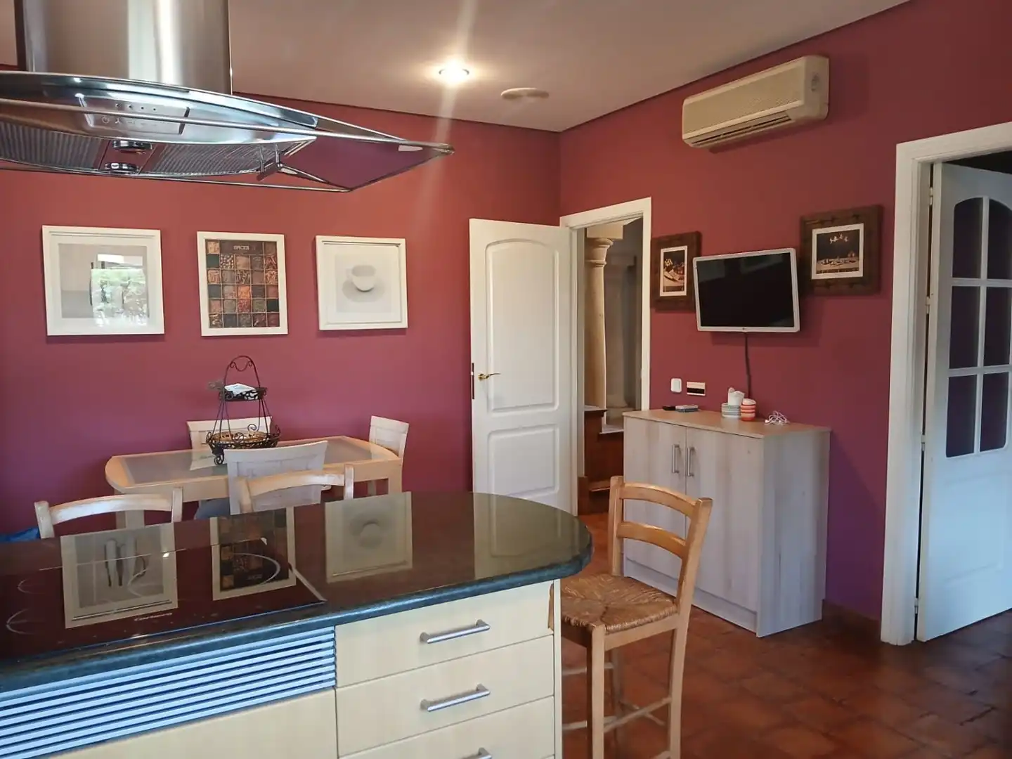 Cuina de Casa o xalet en venda en Valdepeñas amb Aire condicionat, Calefacció i Traster
