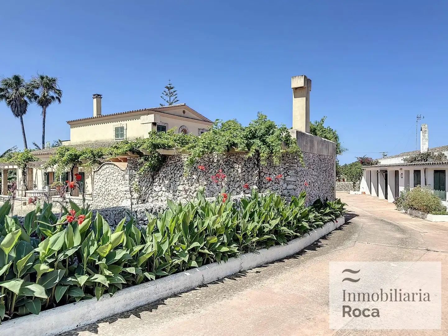 Vista exterior de Finca rústica en venda en Maó - Mahón amb Aire condicionat, Calefacció i Jardí privat