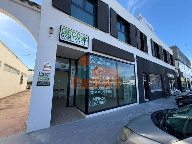 Local comercial en Alquiler en Centro