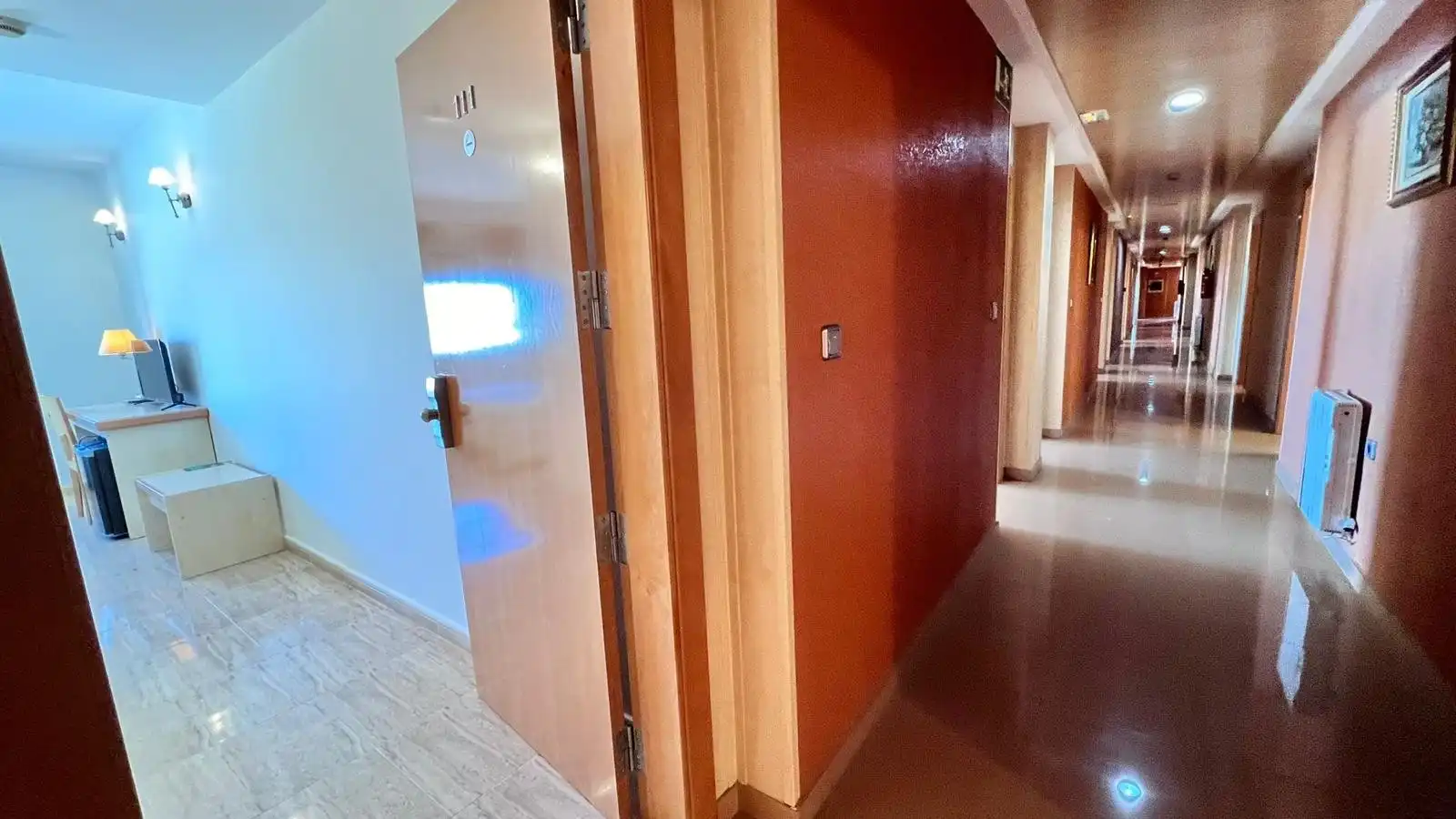 Edificio en venta en Los Montesinos con Alarma