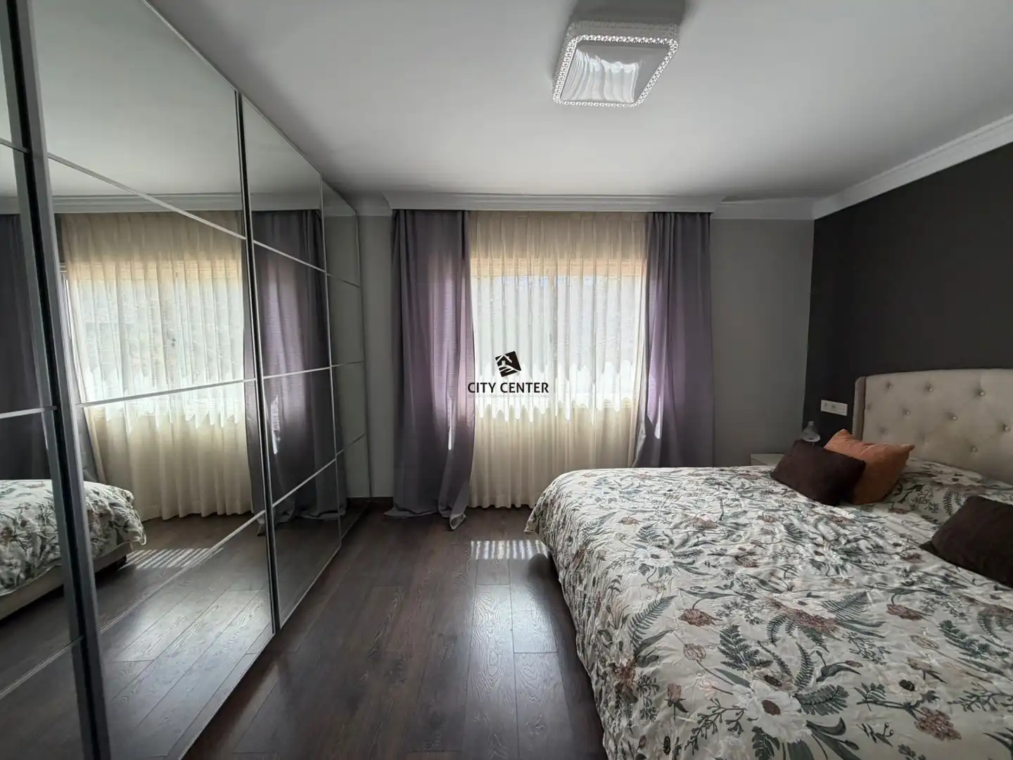 Schlafzimmer von Dachboden zum Verkauf in Adeje mit Klimaanlage, Terrasse und Möbliert