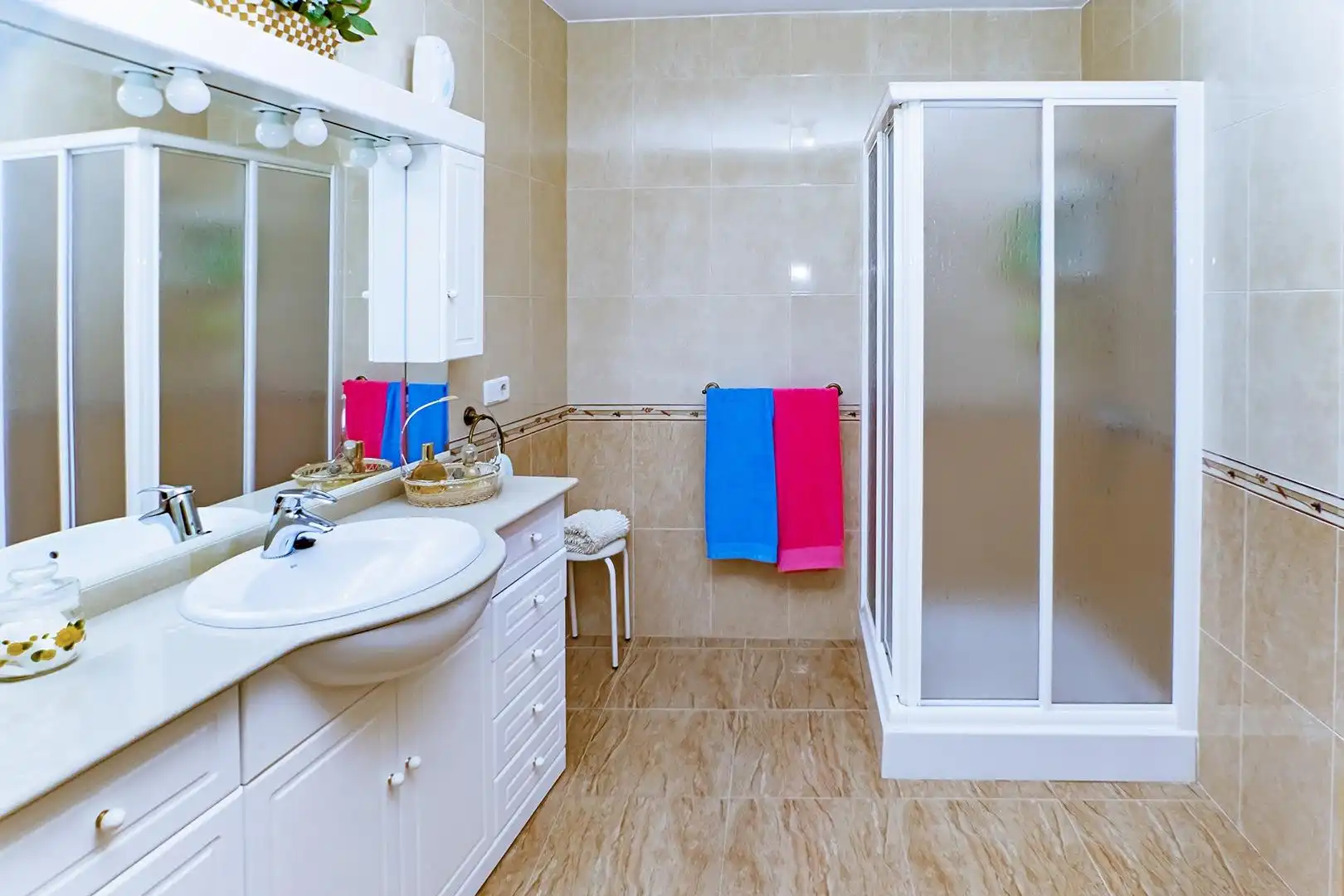 Badezimmer von Country house zum Verkauf in Paterna del Río
