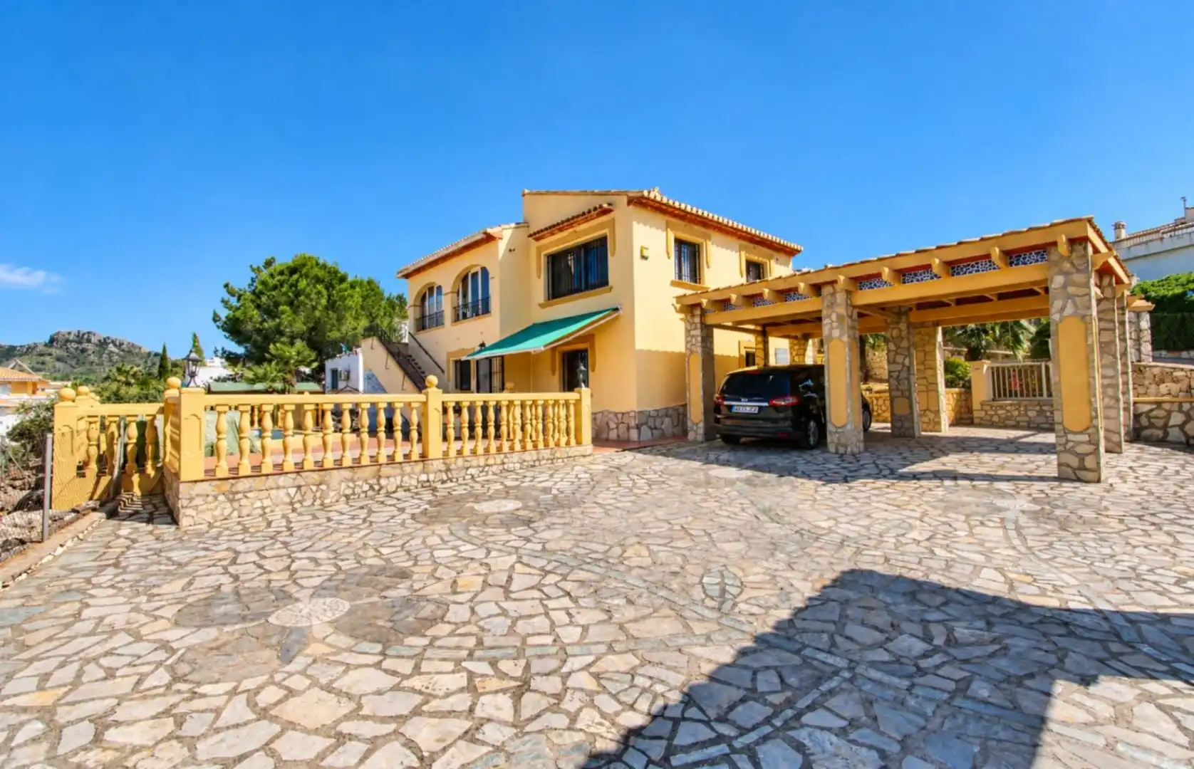 House with garden for sale in El Ràfol d'Almúnia