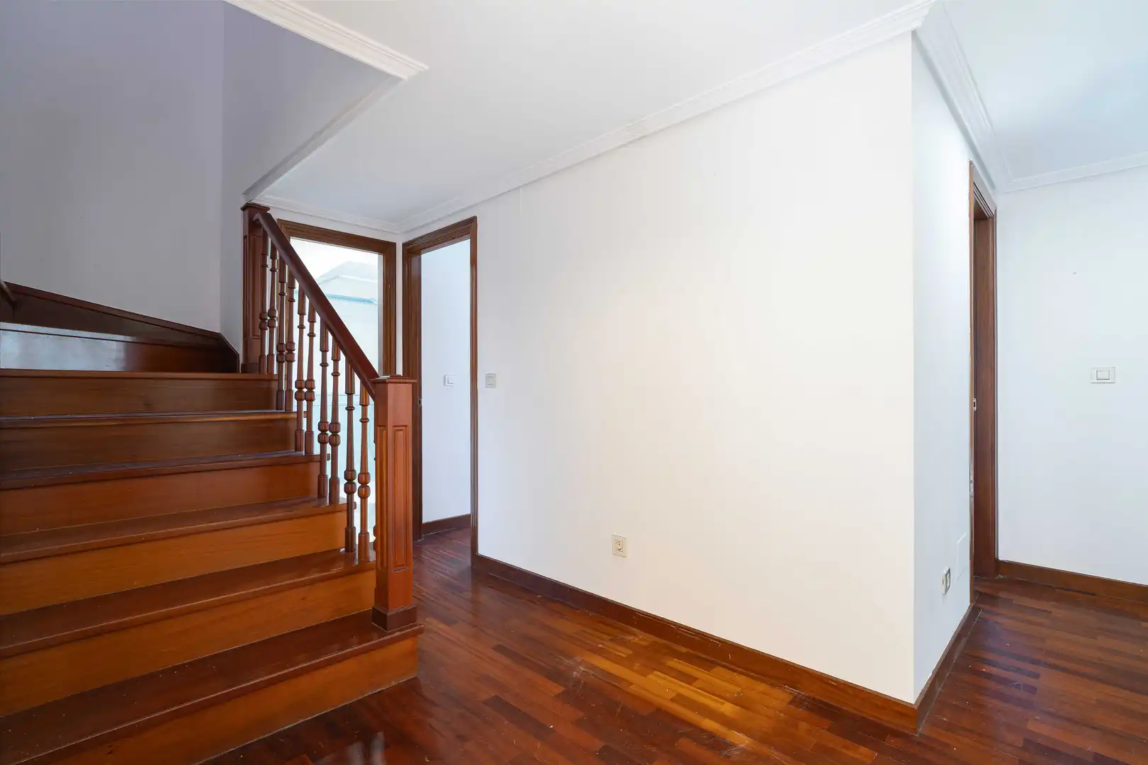 Dúplex en venta en Oleiros con Calefacción, Trastero y Piscina