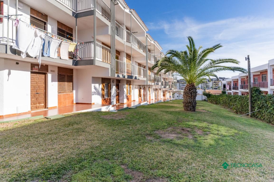 Exterior view of Flat for sale in Roquetas de Mar  with Air Conditioner