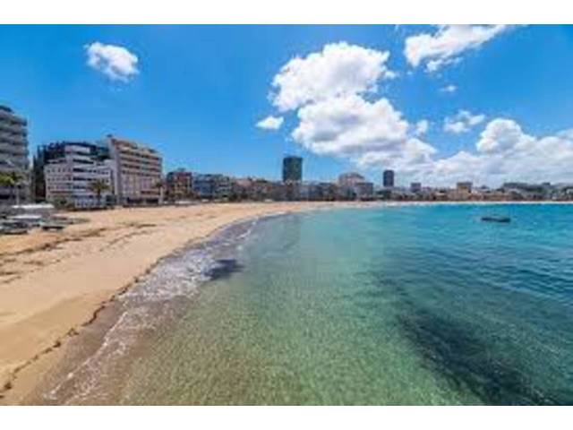 Local comercial en Alquiler en Nicolás Estévanez en Santa Catalina - Canteras